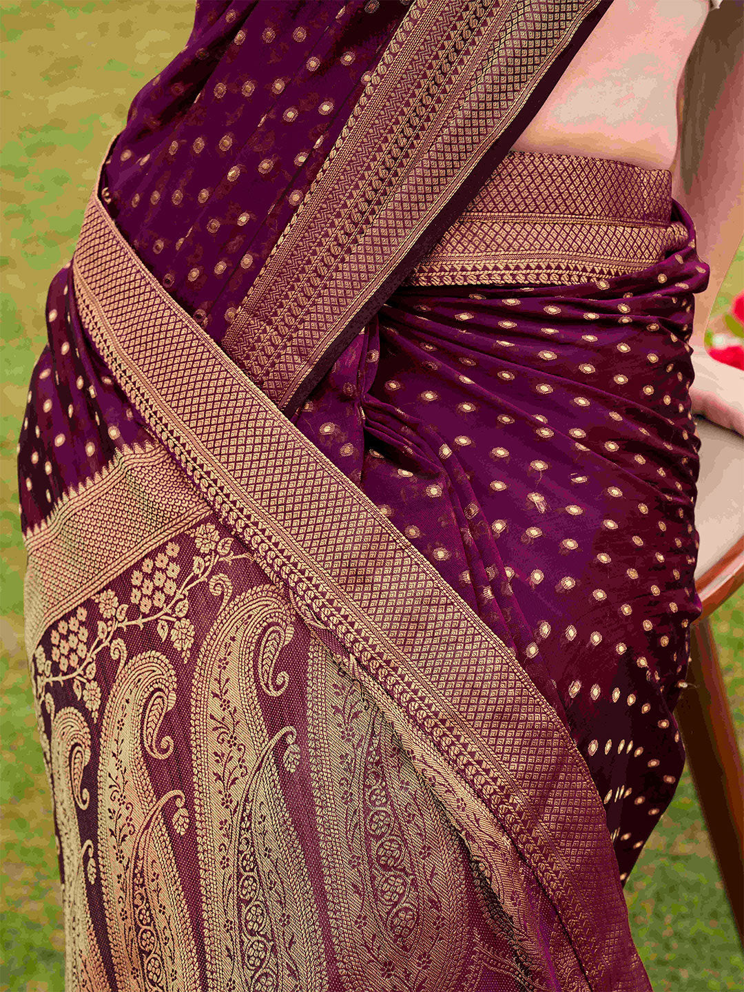 Tikhi Imli Embellished Zari Art Silk Saree