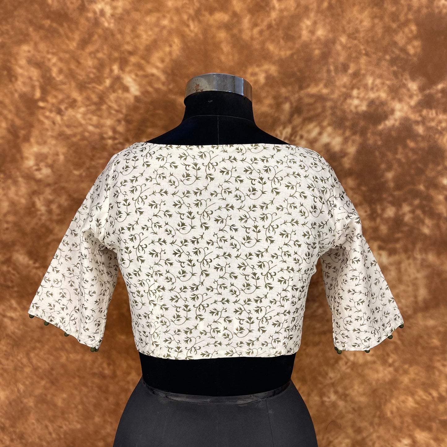 Scenic Holocaust Off White Coloured Chanderi Cotton Printed Ready to Wear Blouse - kapda Tailor