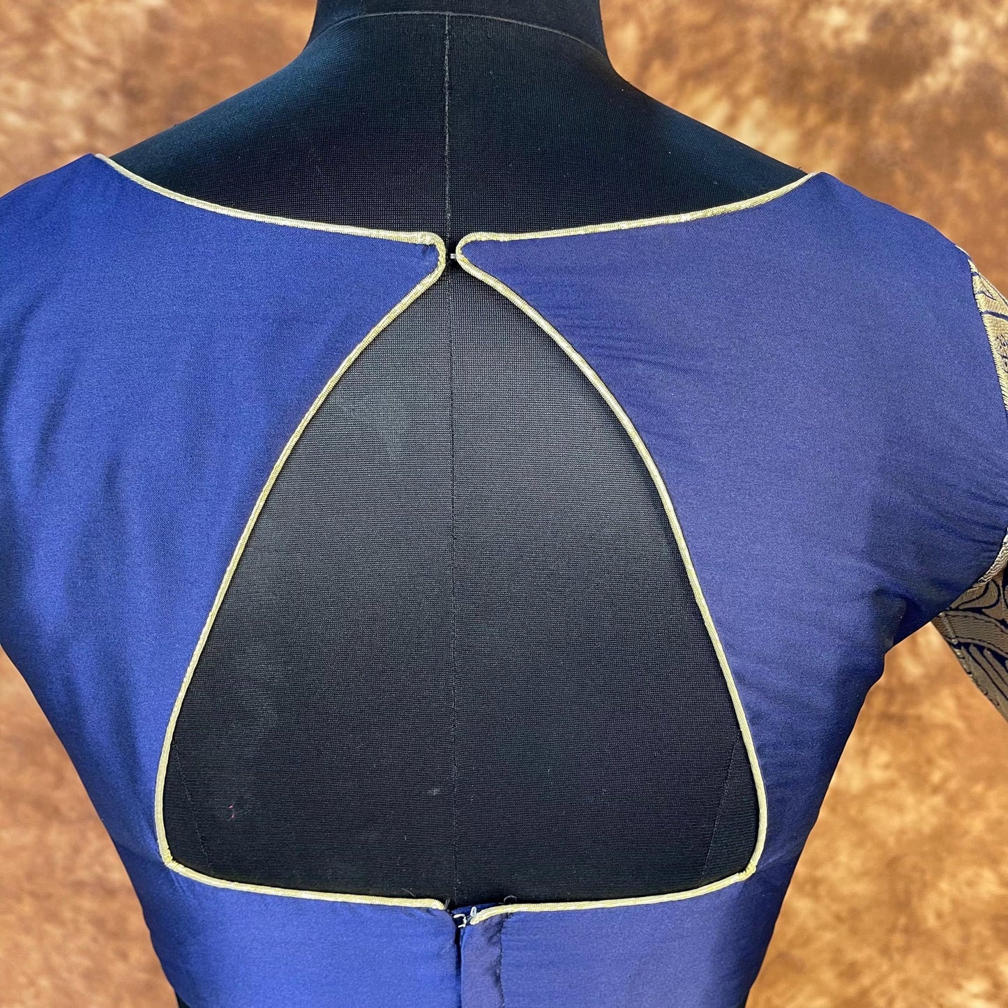 Trypan Blue Blue Coloured Silk / Broket Ready to Wear Blouse - kapda Tailor