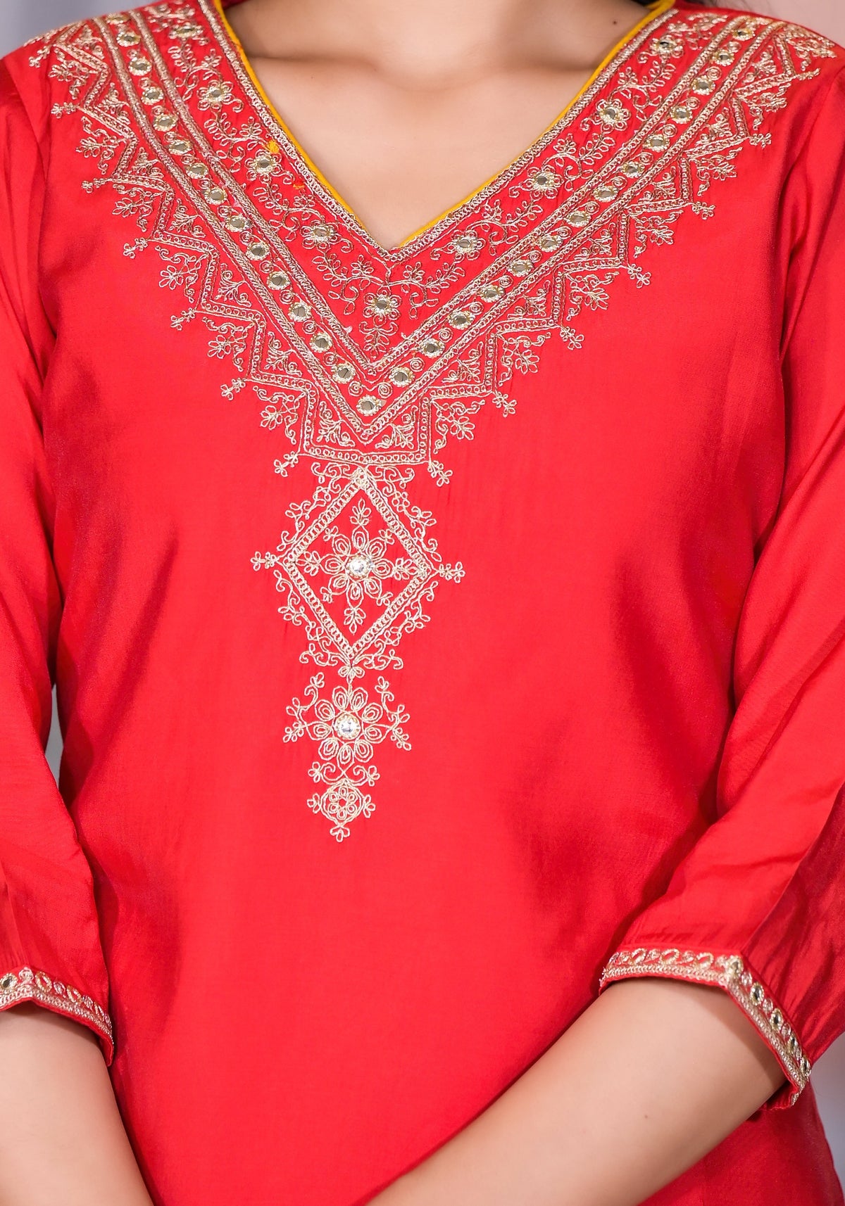 Juniper Women's Red Zari Embroidered Viscose Kurta Set With Mirror Work