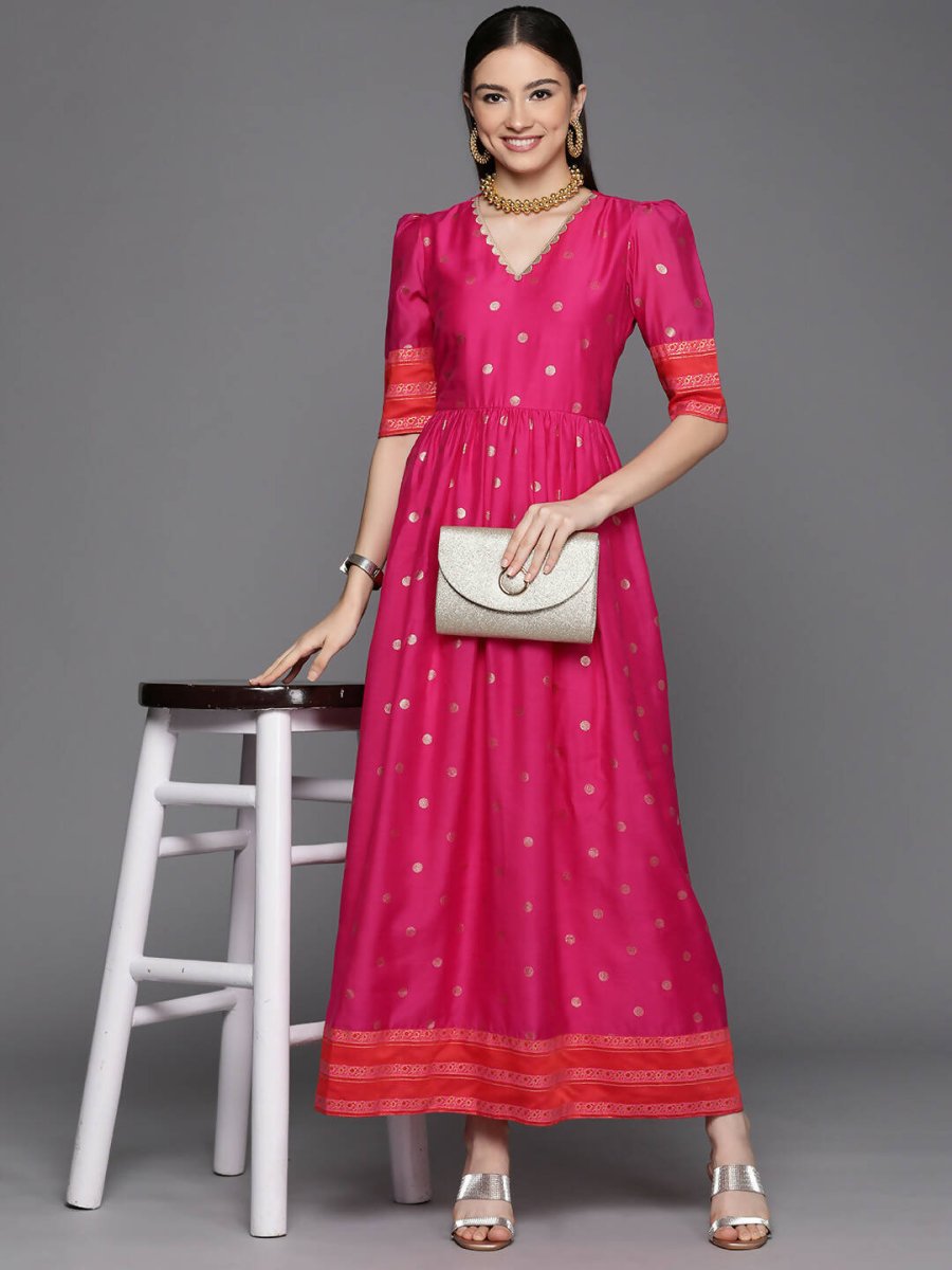Ahalyaa Women's Pink Chanderi Gold Foil Print Dress