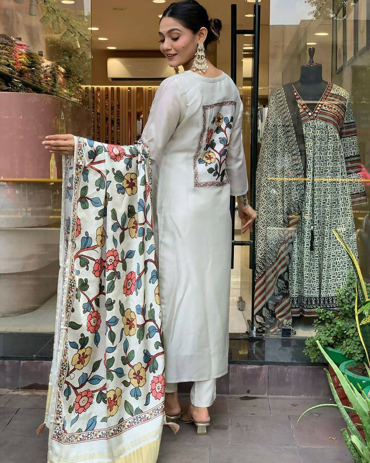 The52 Off White Women's Gorgeous Embroidered Viscose Chanderi Fabric Straight Kurta Pant with Dupatta Set