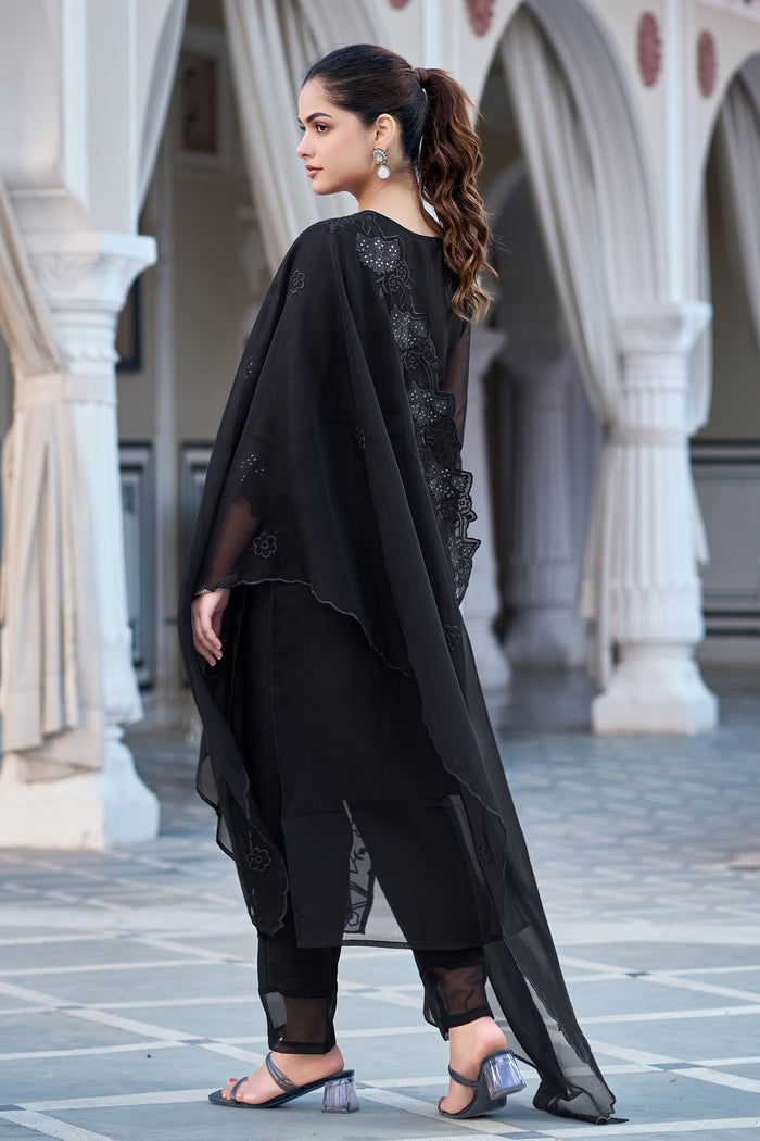 The52 Women's Gorgeous Fox Georgette Embroidery Straight Kurta with Pant and Dupatta Set