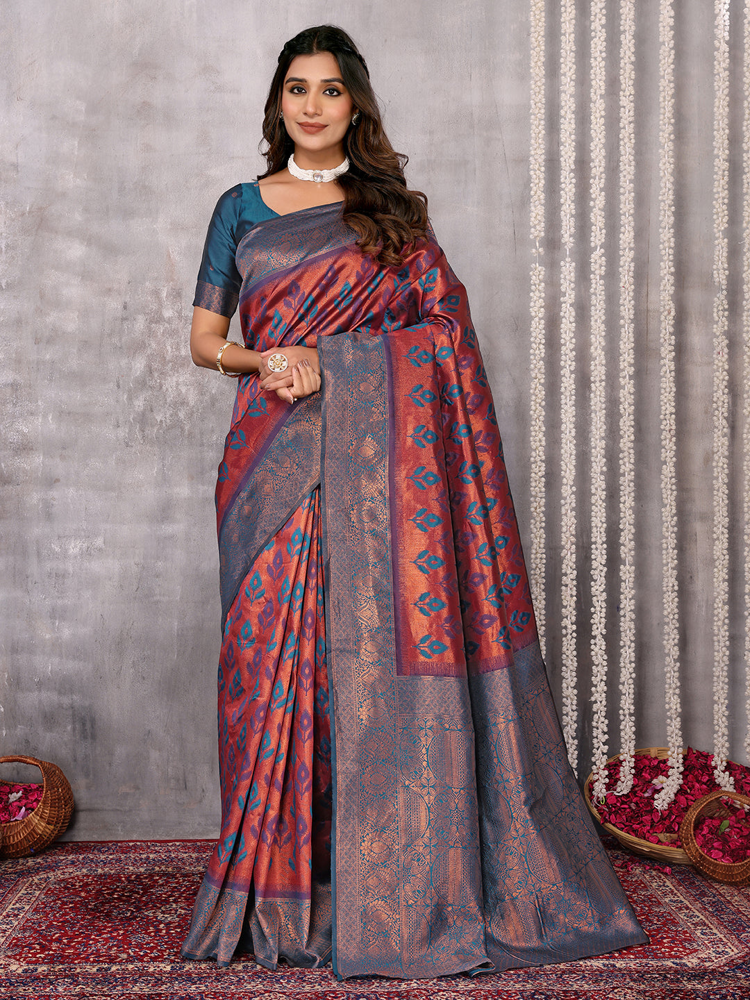Janasya Purple & Copper Silk Blend Ethnic Motifs Kanjivaram Saree