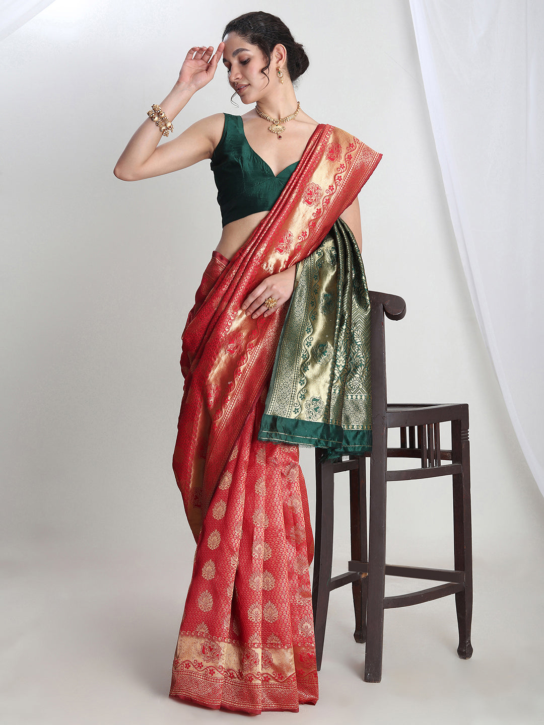 Janasya Red Silk Blend Ethnic Motifs Jacquard Saree