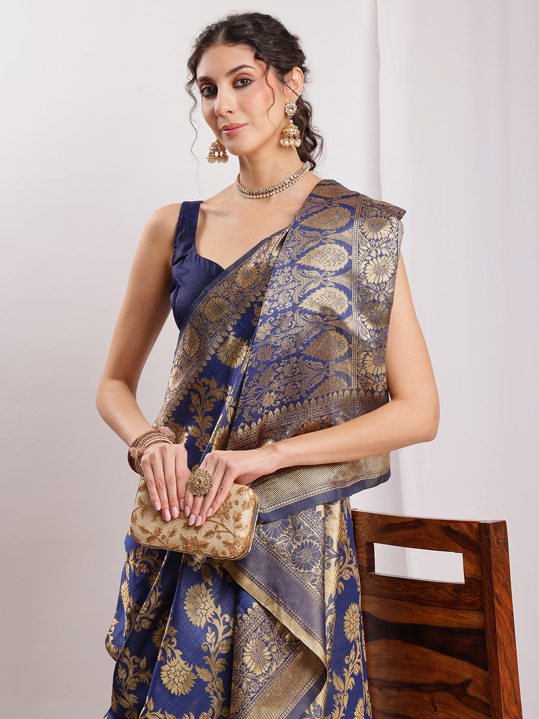 Janasya Navy Blue Silk Blend Floral Jacquard Saree