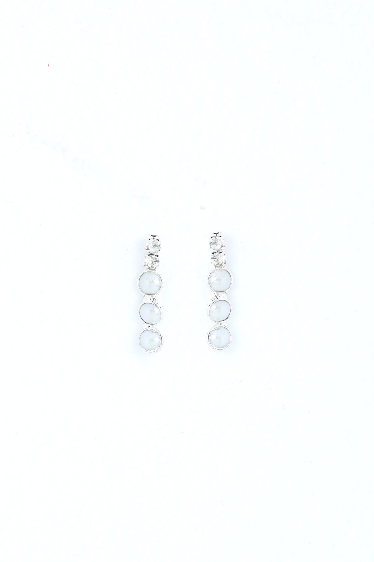 VOJ Silver Plated White Pearl Studded Choker Jewellery Set