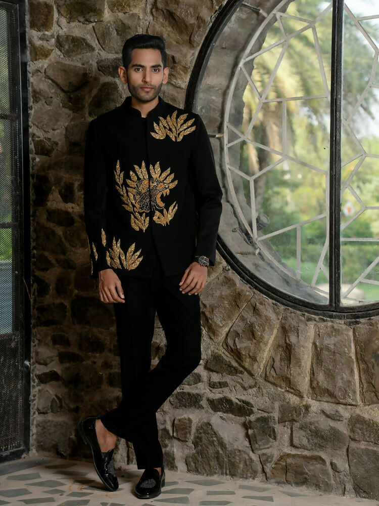 Black Bandhgala With Embroidery-Leaves by Hilo Design