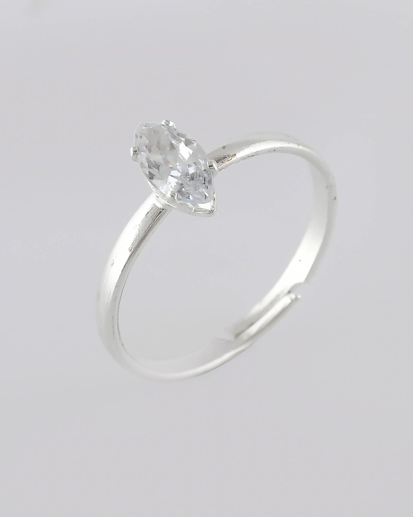 VOJ white CZ-detail Stainless Steel Cubic Zirconia Silver Plated adjustable finger Ring