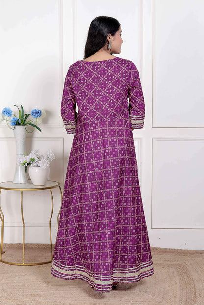 Miravan Women Cotton Magenta Gota lace and Embroidered Anarkali Kurta