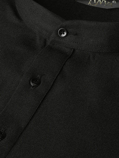 Sojanya Men Black Solid Straight Kurta