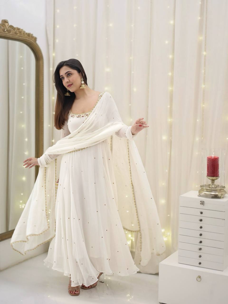 Yash Enterprise White Star Georgette Silk Embroidery Party Wear Uit Set