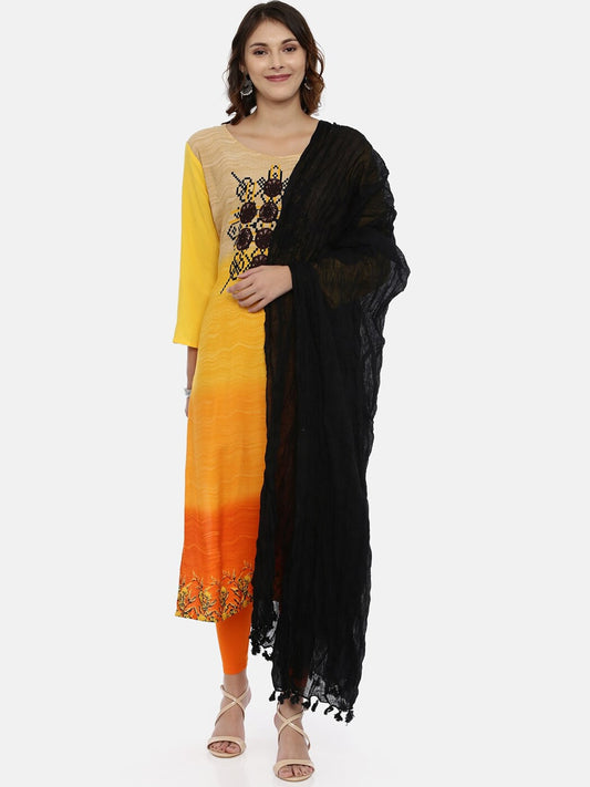 Souchii Black Solid Tasselled Cotton Dupatta