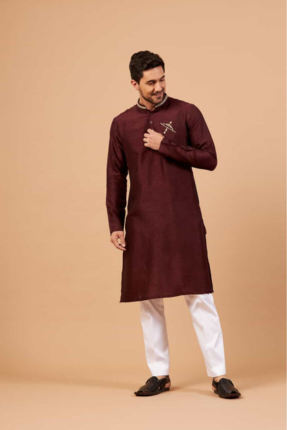 Adira Gold Zari Embroidered Kurta by Hilo Design