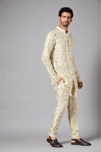 Mighty Natural Dye Designer Men's Kurta Set by Hilo Design