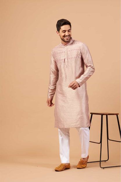 Florne Floral Geometric Embroidered Kurta by Hilo Design