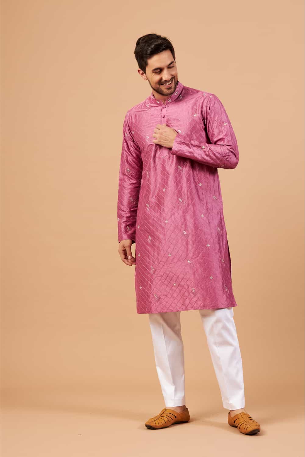 Pumetric Leaf Embroidered Purple Kurta by Hilo Design
