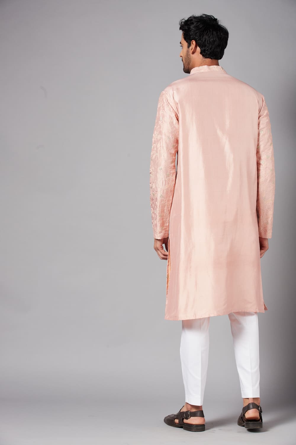 Tiyaan Embroidered Peach Kurta by Hilo Design