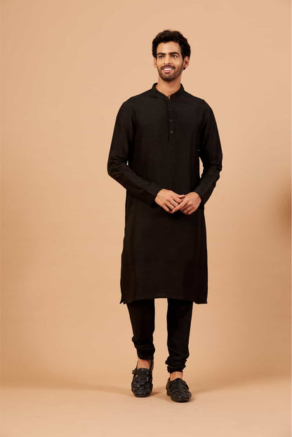 Black Plain Kurta by Hilo Design