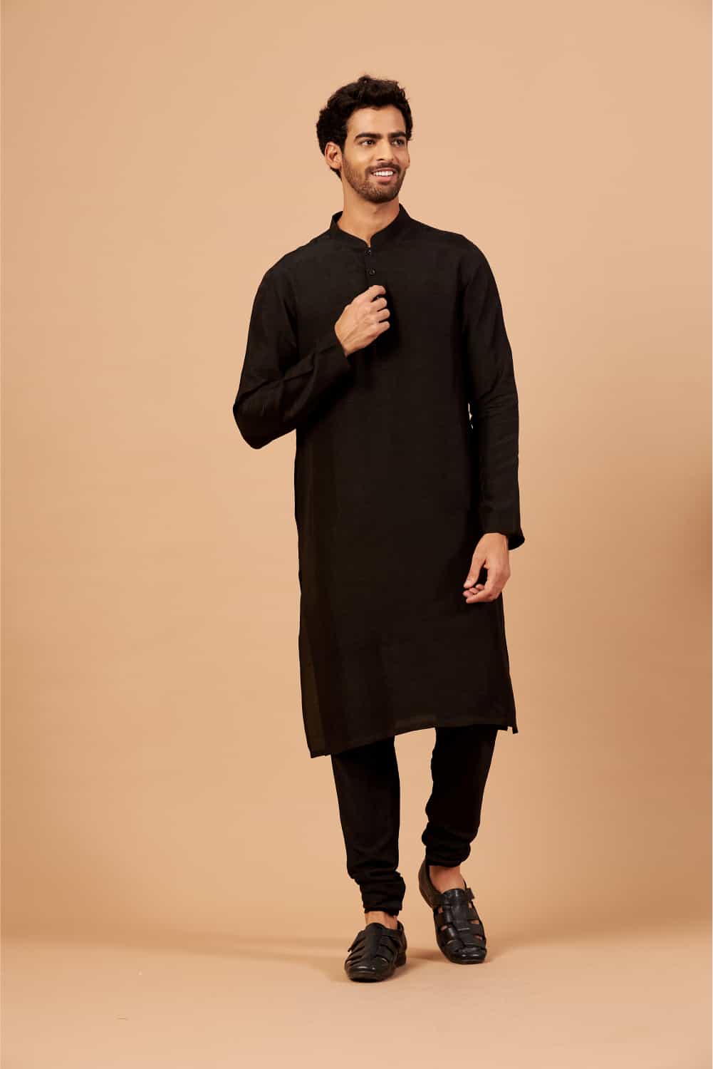 Black Plain Kurta by Hilo Design