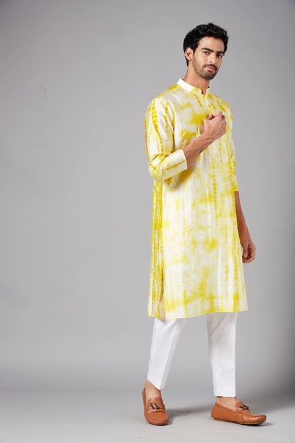 Tintlo Yellow Tie & Dye Kurta by Hilo Design
