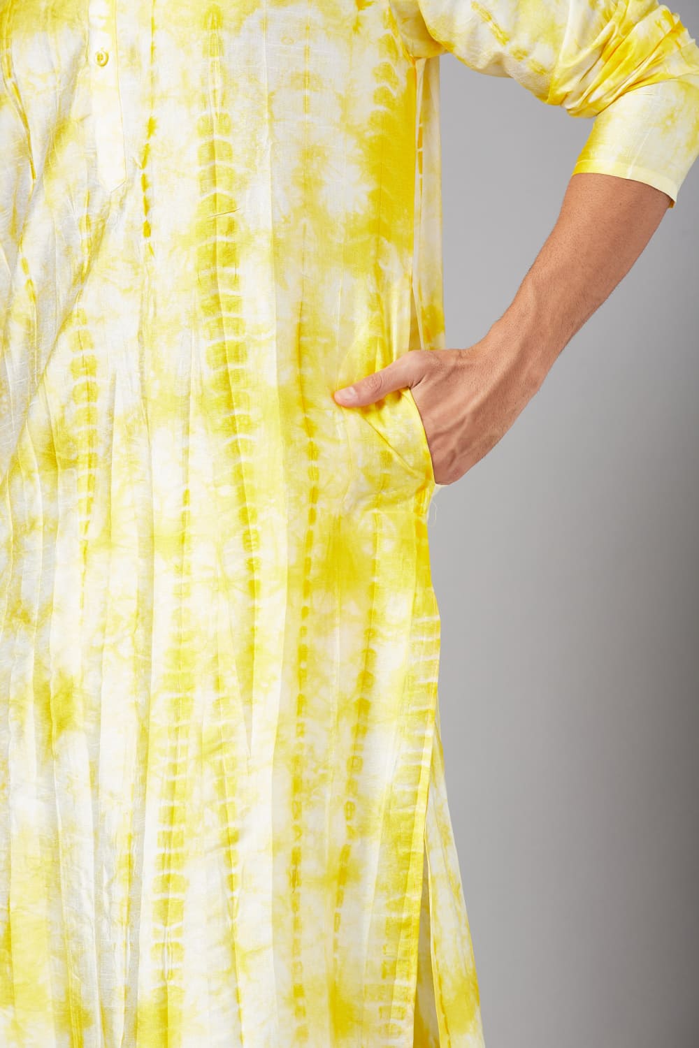 Tintlo Yellow Tie & Dye Kurta by Hilo Design