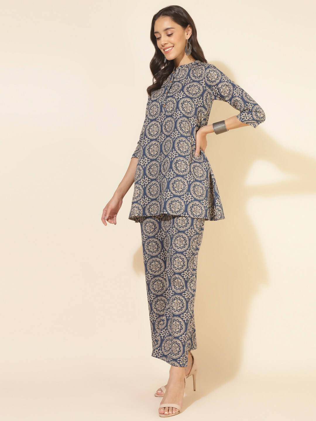 Janasya Women's Blue Cotton Ethnic Motifs Casual Regular Co-ords