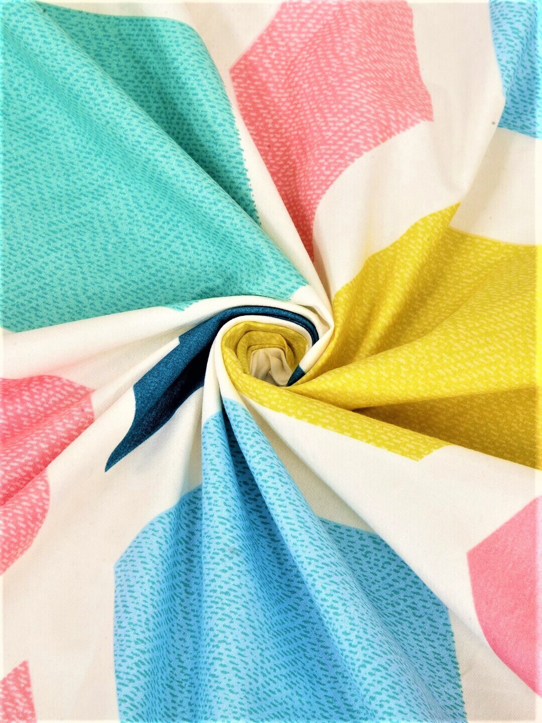 Home Sizzler Blue & Yellow Geometric 210 TC Single Bedsheet with 1 Pillow Covers