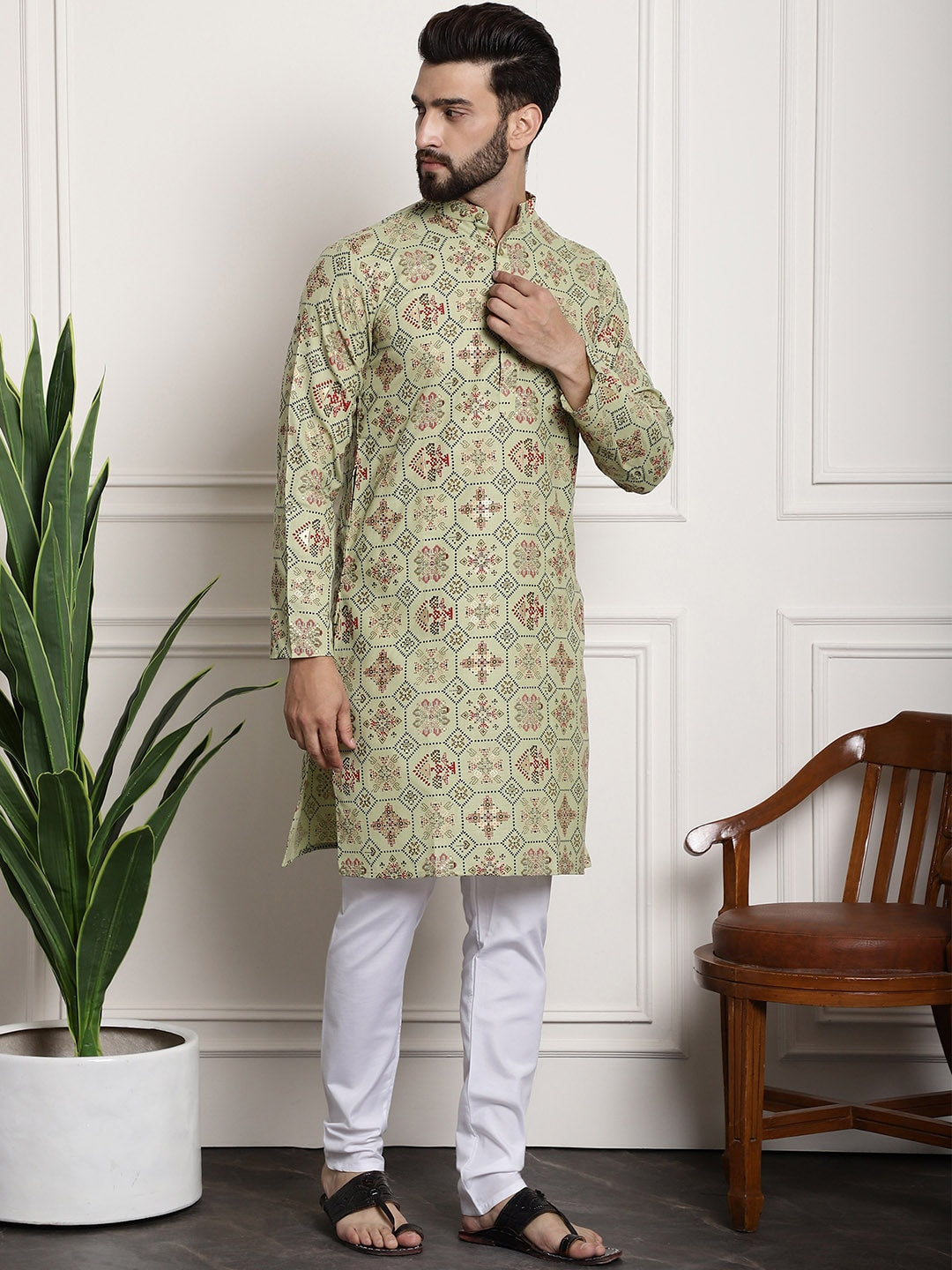 Sojanya Men Green Printed Cotton Linen Kurta with Churidar