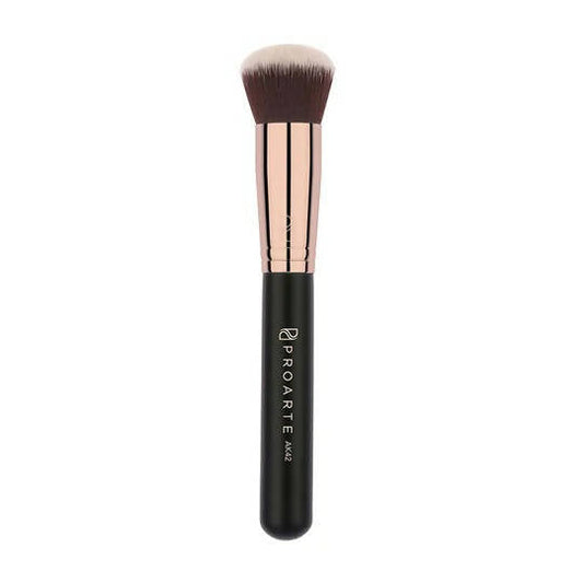 Proarte Round Kabuki Brush AK-42