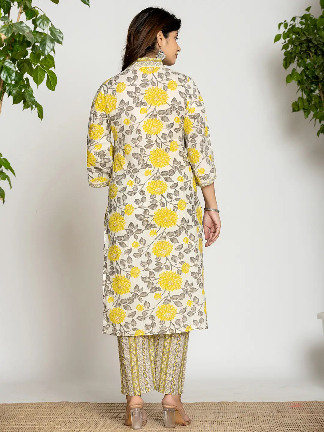 Yufta Yellow And Off White Cotton Pakistani Style Kurta Dupatta Set