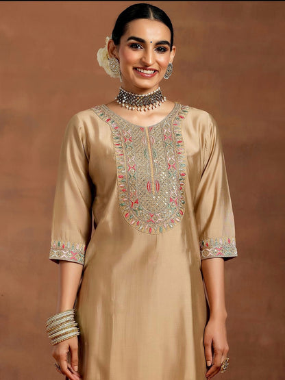 Vegaa Fashion Cream Chanderi Silk Embroidered Salwar Suit