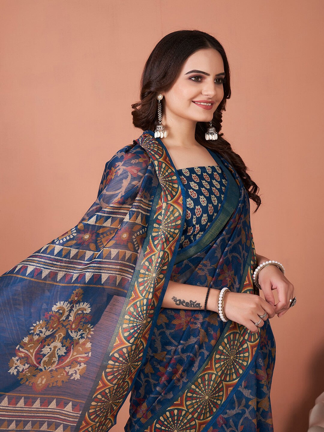 Saree Mall Floral Printed Sarees