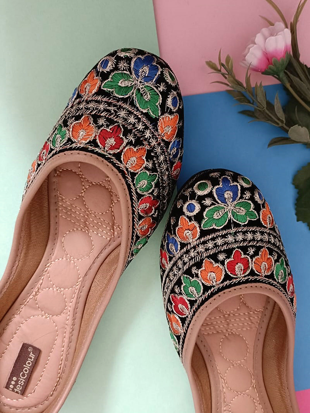 Desi Colour Women Indian Ethnic Footwear-Black Florence