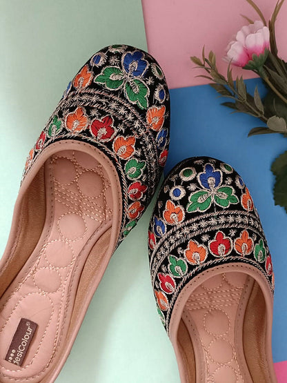 Desi Colour Women Indian Ethnic Footwear-Black Florence
