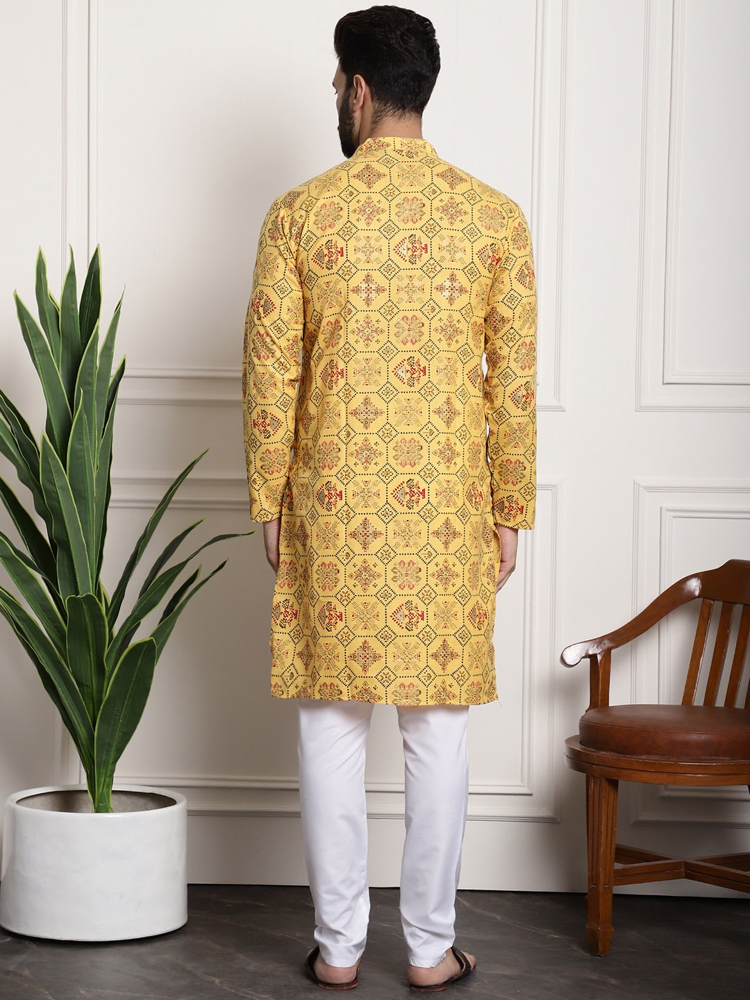 Sojanya Men Yellow Ethnic Motifs Printed Kurta with Churidar