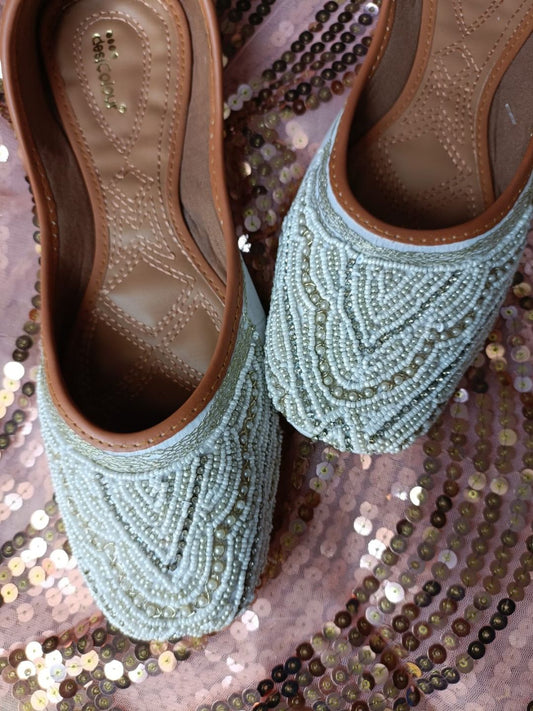 Desi Colour Women Indian Ethnic Footwear-White Silver Pearl