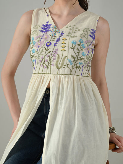 Myshka Women Off White Multicolor Thread Embroidered Sleeveless Long Kurta