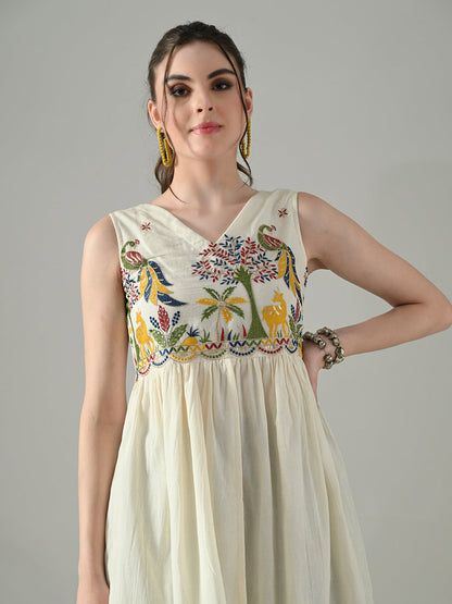Myshka Women Off White Multicolor Thread Embroidered Sleeveless Long Kurta