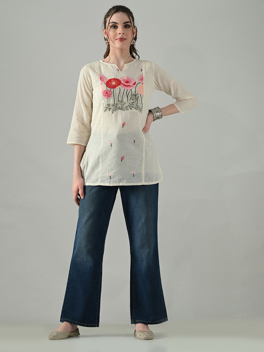 Myshka Women Off White Multicolor Thread Embroidered Tunic Three Quarter Sleeves Round Neck