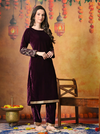 Myshka Women Wine Velvet Embroidered Regular Sleeves Kurta Set