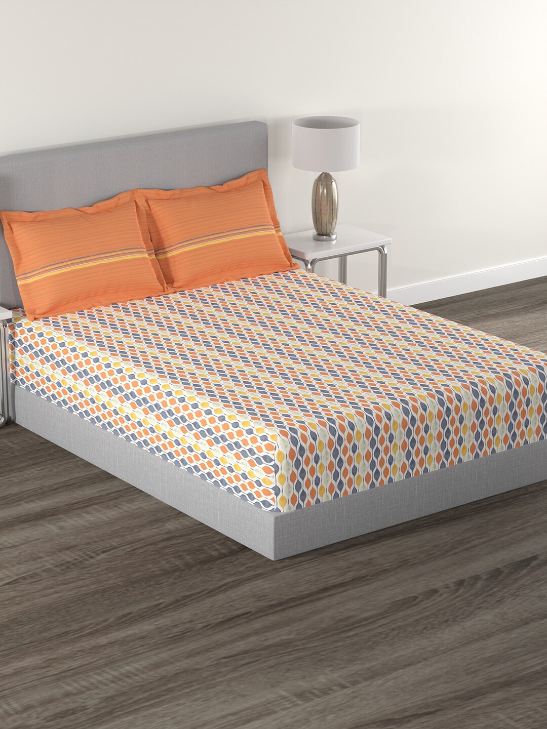 MYTRIDENT Orange White Geometric Cotton 144 TC Queen Bedsheet With 2 Pillow Covers