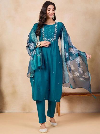 The52 Printed Viscose Rayon Fabric Straight Kurta, Pant and Dupatta Set
