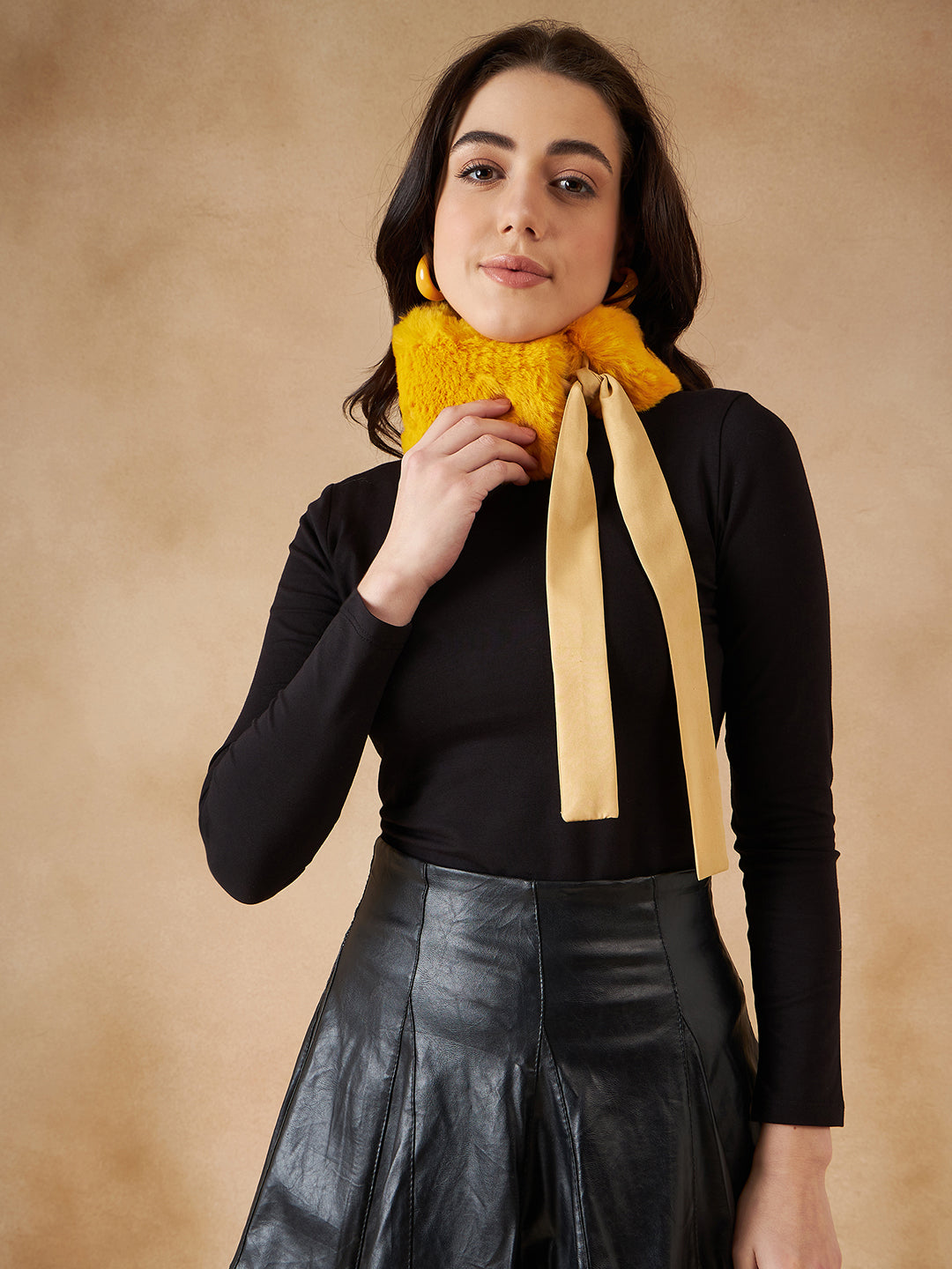InWeave Women's Yellow Fur Neckpiece