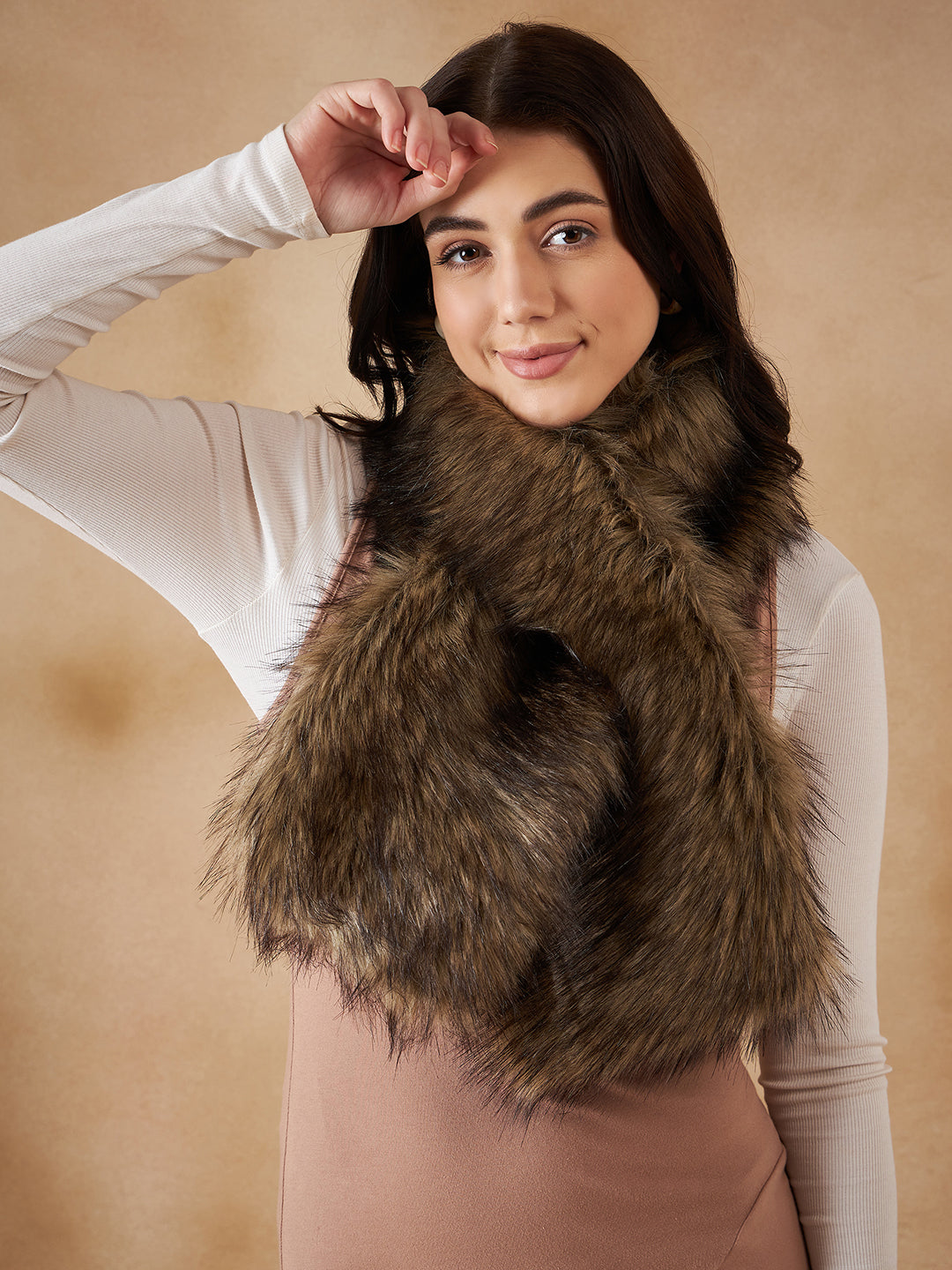 InWeave Women's Beige Print Faux Fur Neck Warmer