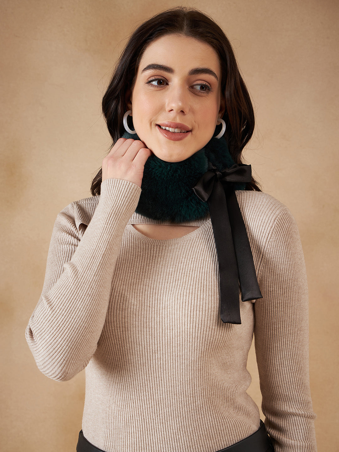InWeave Women's Dark Teal Fur Neckpiece