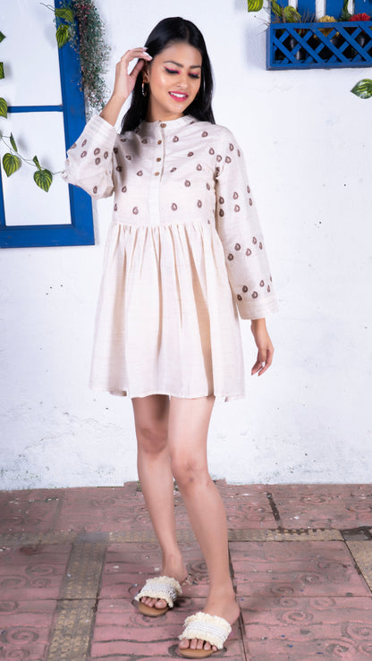 Noroke Silk Embroidered Tunic - Off white