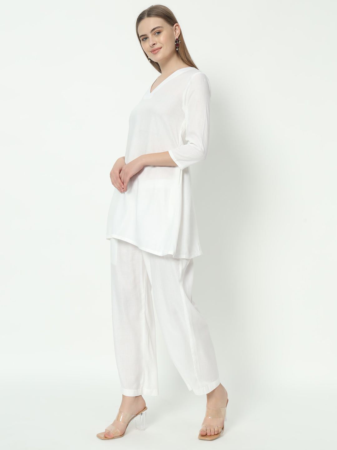 Fab Fashion White Pure Cotton V Neck Co-Ord Set