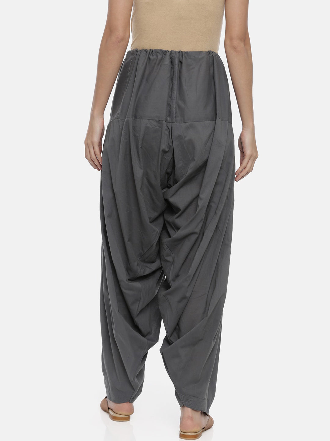 Souchii Women Grey Solid Loose-Fit Patiala