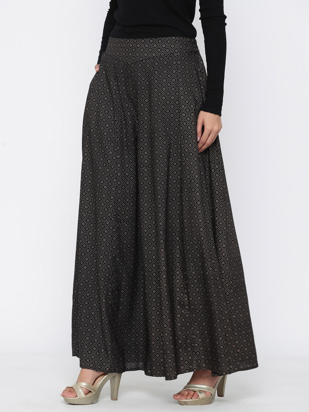Juniper Women Black Rayon Printed Flared Palazzo